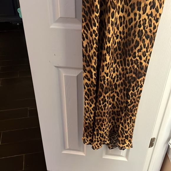 Alice and Olivia Gown - Picture 6 of 8